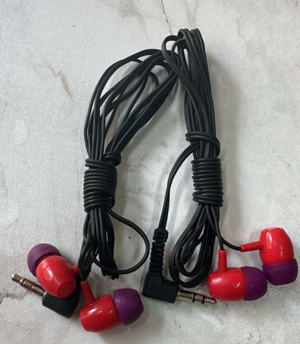 wired earphone #99